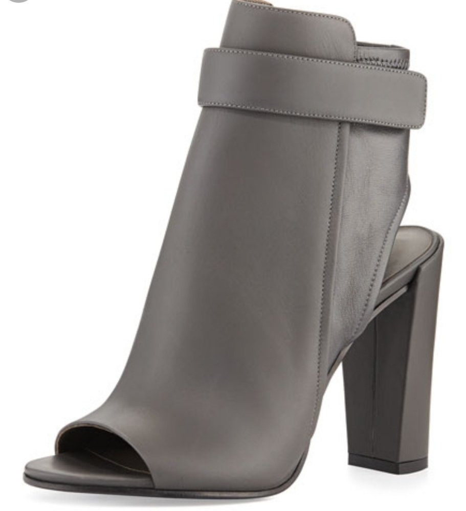 VINCE Bingham Open Toe Bootie Sz 9.5